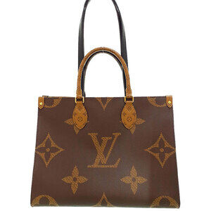 Louis Vuitton Monogram Giant On the Go Bag
